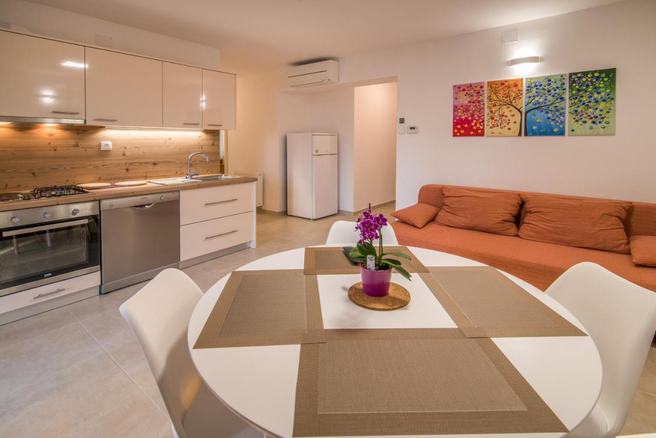 Apartments Bogdanic Krk I Veglia Exterior foto