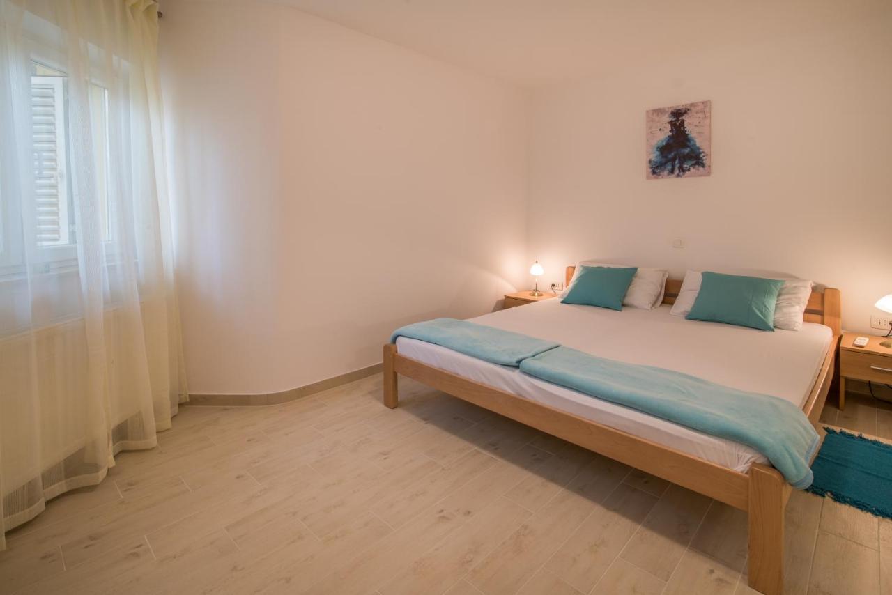 Apartments Bogdanic Krk I Veglia Exterior foto
